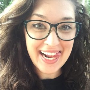 Meet your Posher, Julianne