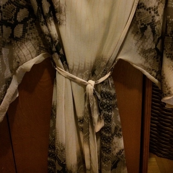 Snake Print Belted Tunic / Cover-Up: Size Medium - Picture 3 of 4