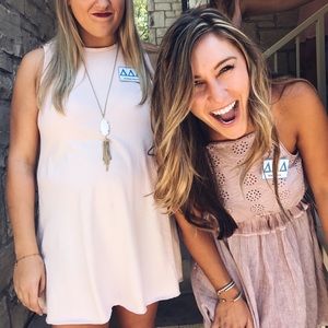 Meet your Posher, Elle