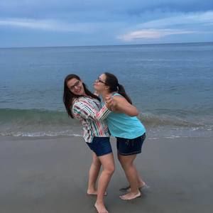 Meet your Posher, Melanie