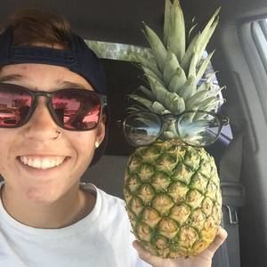 Meet your Posher, Ethan