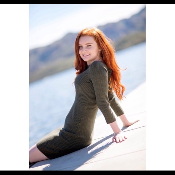 Meet your Posher, Paige - Picture 2 of 4