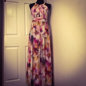Stunning floral chiffon semi-formal gown NWOT