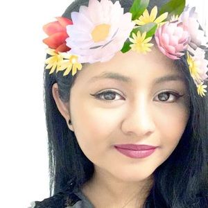 Meet your Posher, Andrea