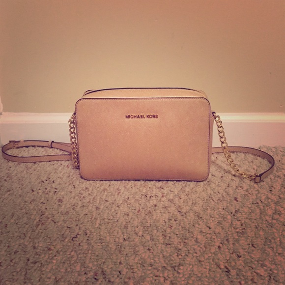 Michael Kors pink crossbody purse