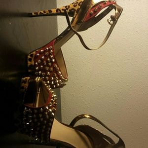 Guess heels