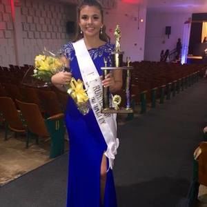 Meet your Posher, Adnana