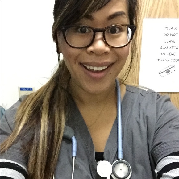 Meet your Posher, Sandra - Picture 3 of 3