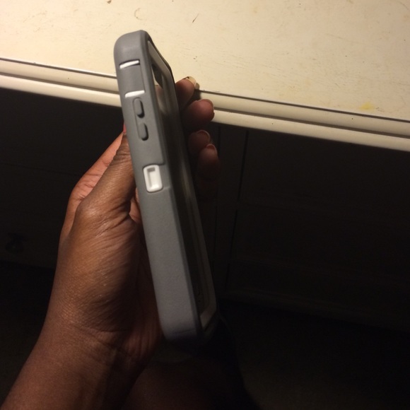 OttorBox for IPhone 5s - Picture 3 of 4