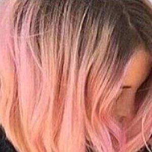 Meet your Posher, Avia