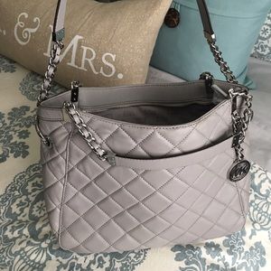 Michael Korrs medium Zoe convertible shoulder bag