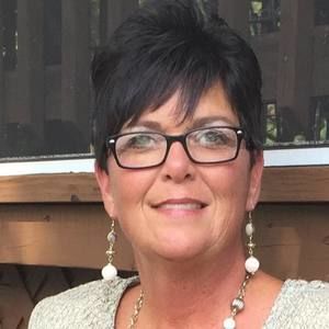 Meet your Posher, Carole