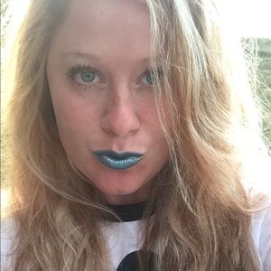 Meet your Posher, Carissa