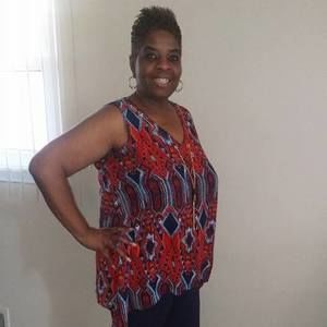 Meet your Posher, Andrea