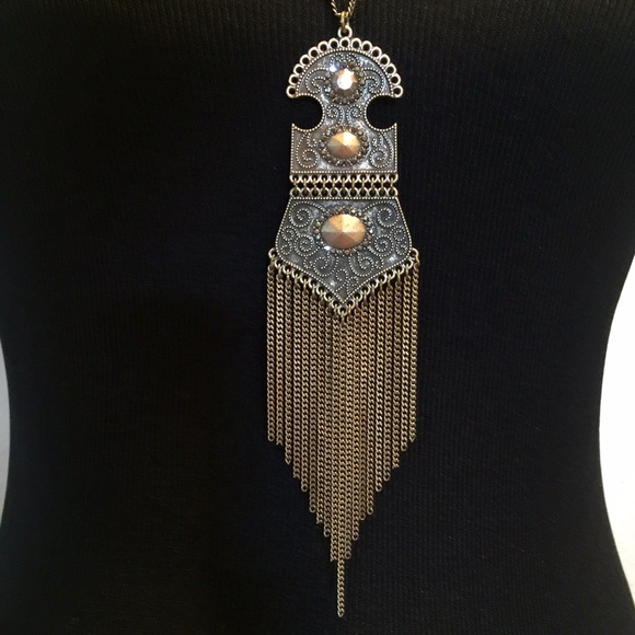Long unique pendant