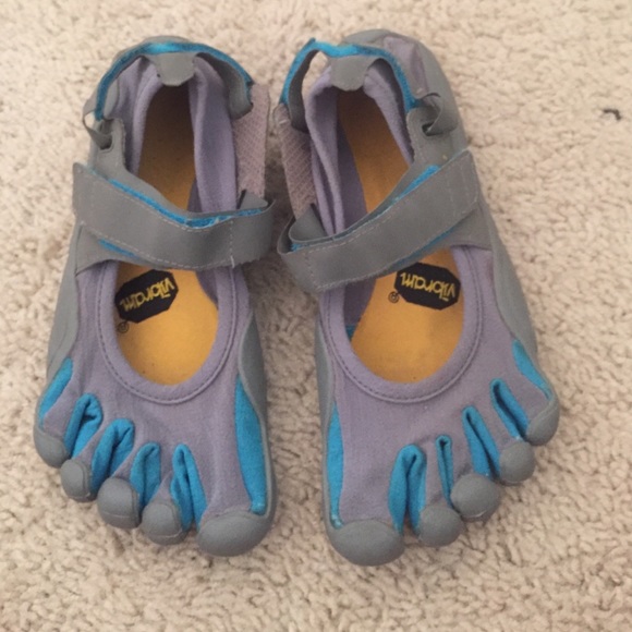 Vibram five finger shoes