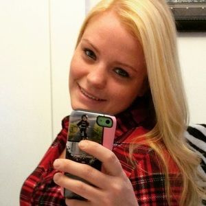 Meet your Posher, Krystal