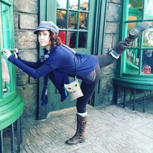 Meet your Posher, Alexis