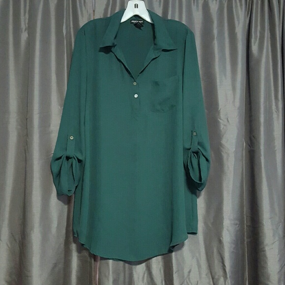 Tops - Dark green long shirt