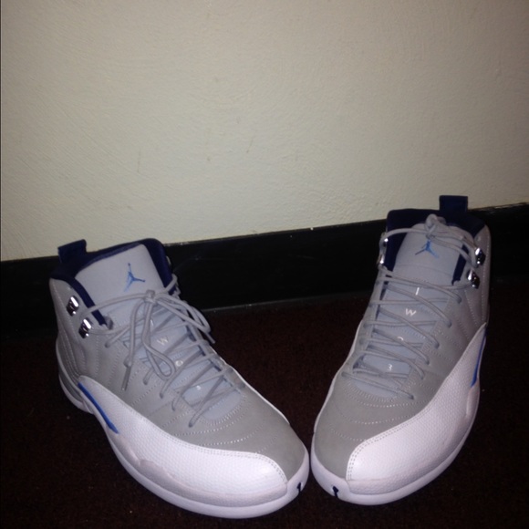 RETRO JORDAN 12 WHITE/BLUE