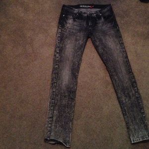 Skinny leg guess jeans