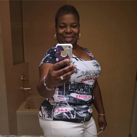 Meet your Posher, Valerie