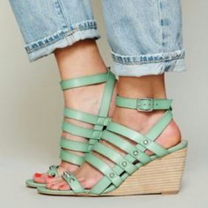 Anthropologie faryl robin wedge