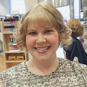 Meet your Posher, Tonya