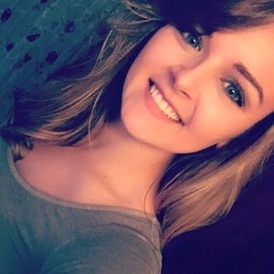 Meet your Posher, Bailey