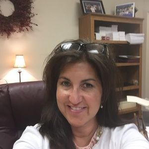 Meet your Posher, Deb