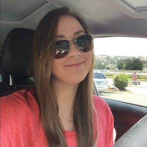 Meet your Posher, Rachel