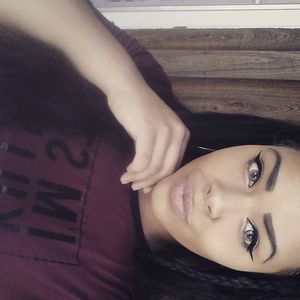 Meet your Posher, Destinee