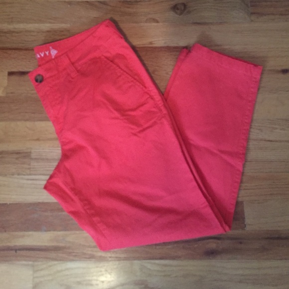 Pink capri pants!