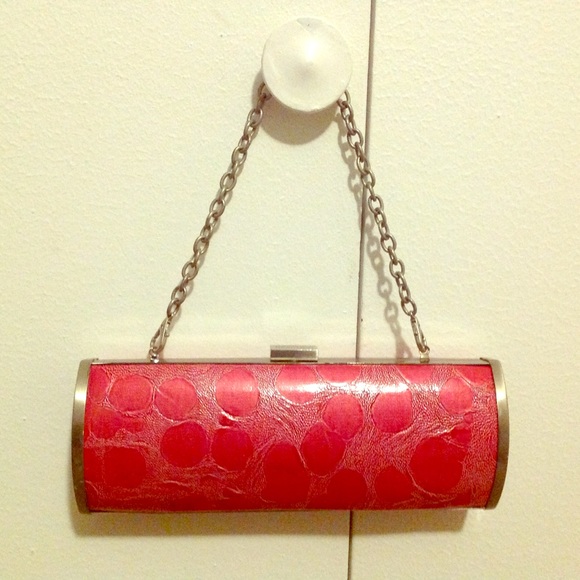 Kenneth Cole Pink Crocodile Hard Clutch with Strap - Picture 1 of 2