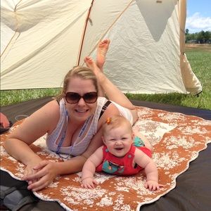 Meet your Posher, Annie