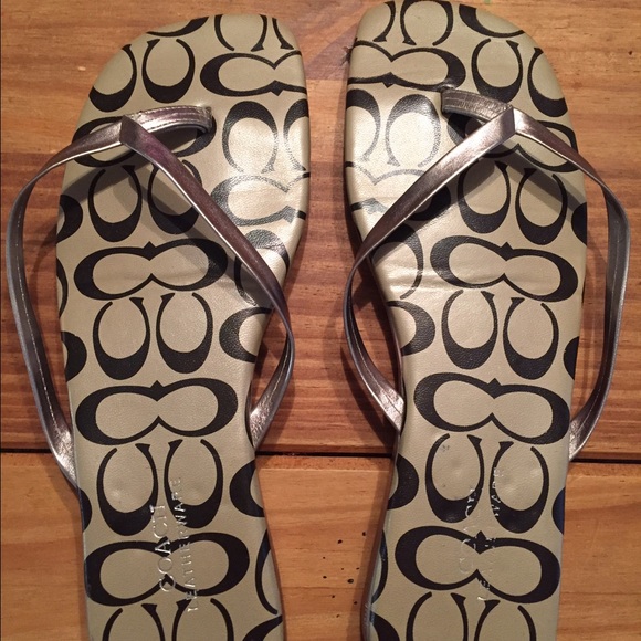 Coach flip flop size 8 brown and pewter
