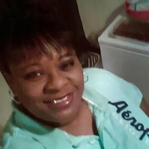 Meet your Posher, Delicia
