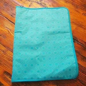 Stella & Dot Travel Portfolio for jewelery