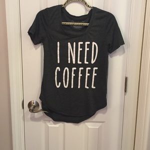 Graphic Tee "I need coffee"