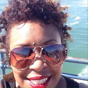 Meet your Posher, Rafiah