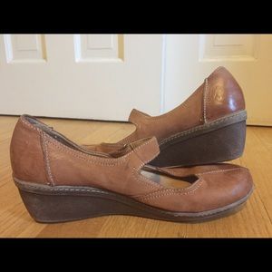 Naturalizer Wedges