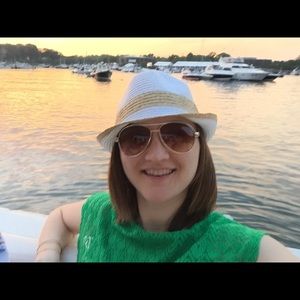 Meet your Posher, Tiffany