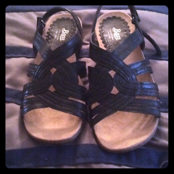 Size 7 GH Bass Black Sandals