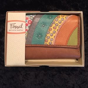 Fossil Wallet NWT