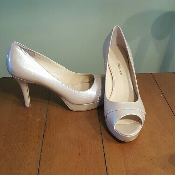 Neutral Heels - Picture 2 of 3