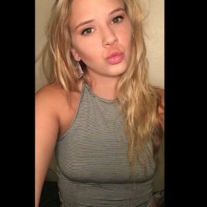 Meet your Posher, Kayla