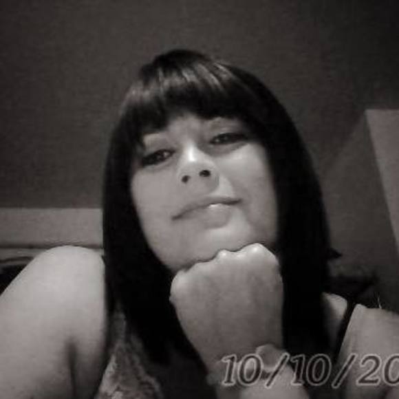 Meet your Posher, Jodie - Picture 1 of 1