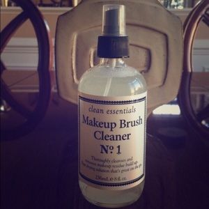 BEAUTY CLEAN ESSENTIALS