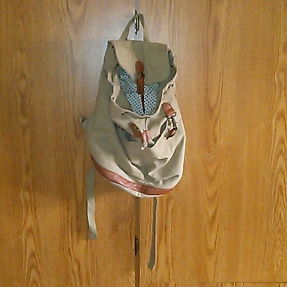 khaki bag