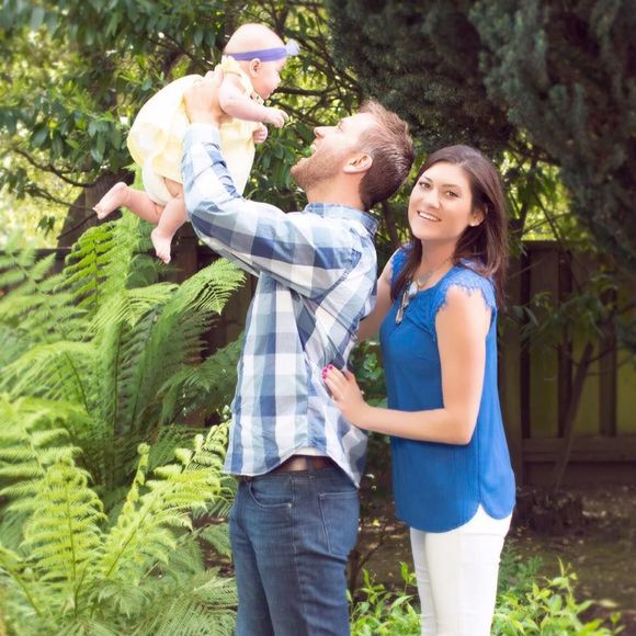 Meet your Posher, Lauren - Picture 2 of 4